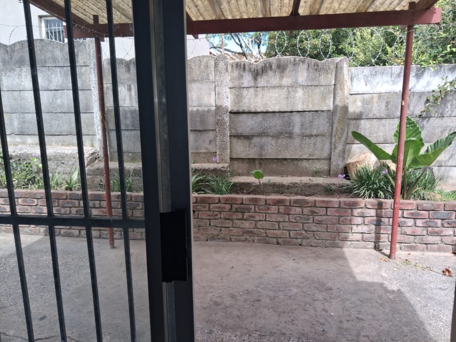 To Let 3 Bedroom Property for Rent in Chiselhurst Eastern Cape